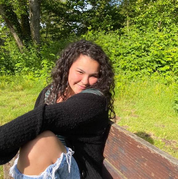 Meet your Posher, Cierra - Picture 1 of 1
